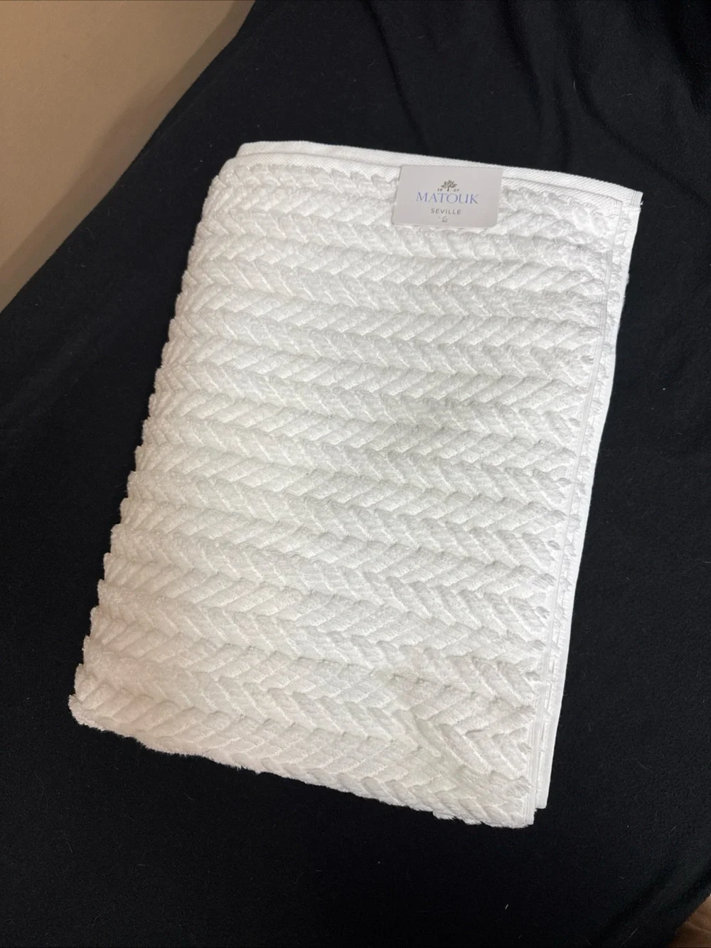 Matouk Seville Bath Sheet 40x70” White Loose Braid Pattern 100% Cotton NWT